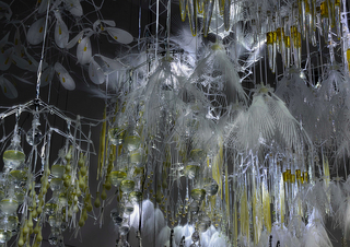 Illustration for article titled This Bizarre Installation Mimics a Real Biological Ecosystem